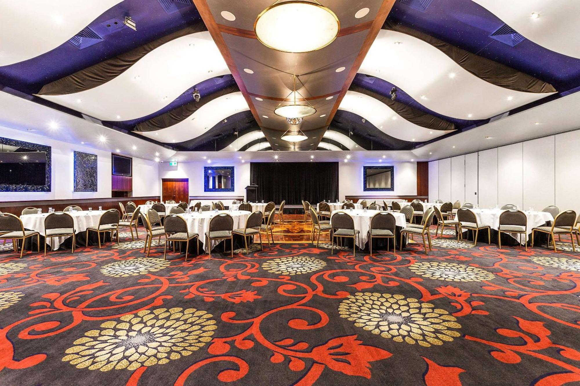 Quality Hotel Taylors Lakes Екстериор снимка